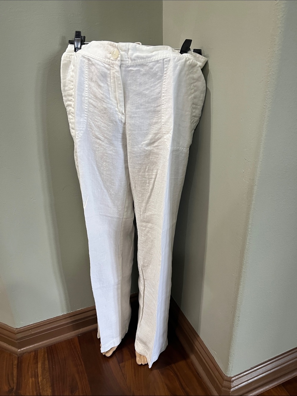 Chico's White Linen Straight Leg Pants